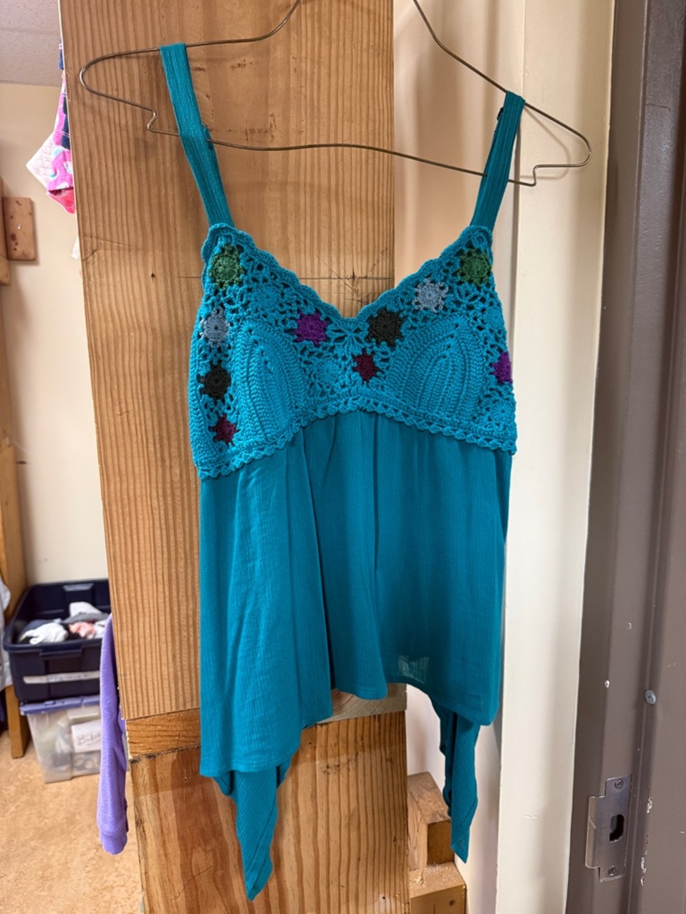Women's Teal Crochet-Bust Flowy Camisole